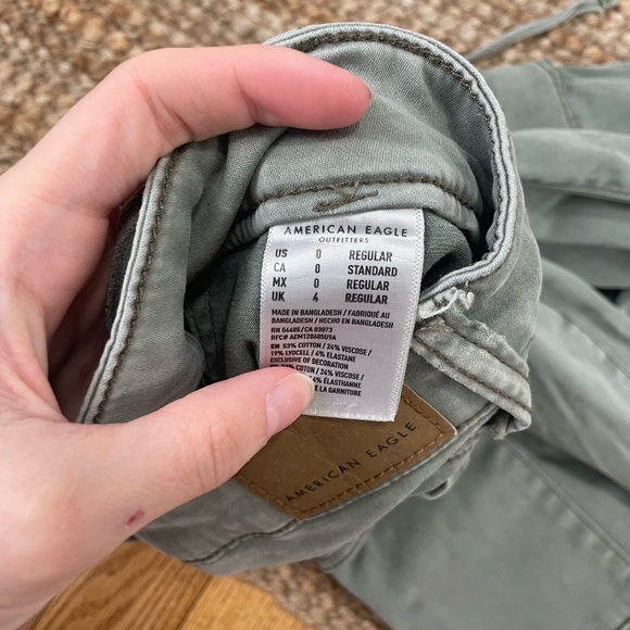 Lot of American Eagle jeans (size 0) - Picture 12 of 14